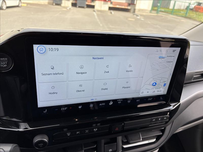 Ford Tourneo Custom 2,0 EcoBlue 125kW Titanium L1 - fotka 35 z 54