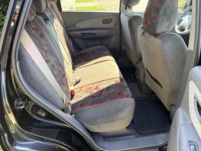 Hyundai Tucson 2.0CRDi 4x4 Tažné - fotka 19 z 23