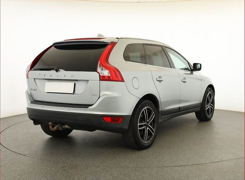 Volvo XC60 (2009) 2.4 D, 4X4, Automat, po STK - fotka 5 z 15