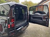 Land Rover Defender D300-R DYNAMIC-BLACK-R22 - náhled 38