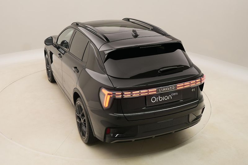 Lynk & Co 01 (2025) MORE PHEV AUT CZ 1.maj - fotka 18 z 95