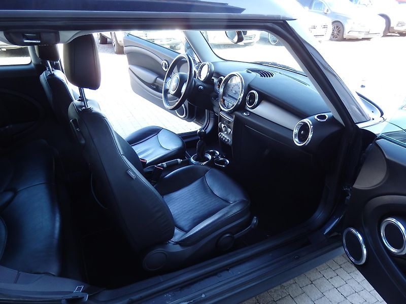 Mini Clubman 1.6 D 80kW KLIMATIZACE - fotka 10 z 15
