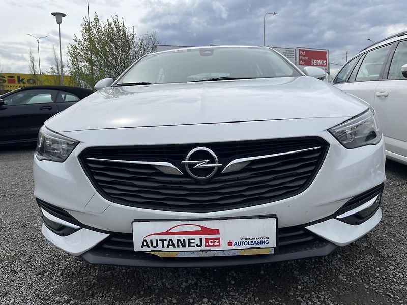 Opel Insignia 2.0CDTi 125kW AT-NEHAV-DPH-ČR! - fotka 11 z 32