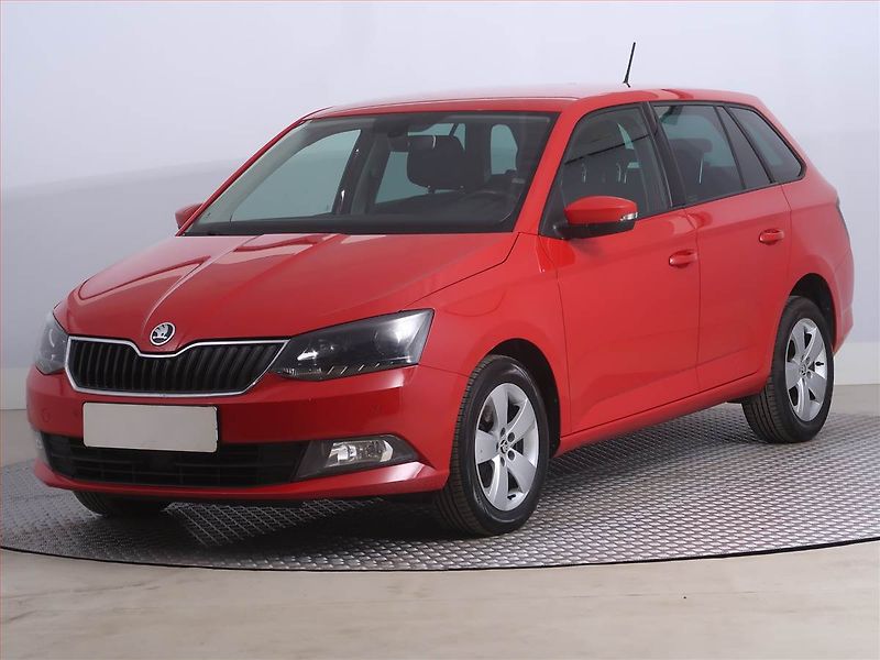 Škoda Fabia (2015) Style 1.2 TSI, Automat - fotka 2 z 21