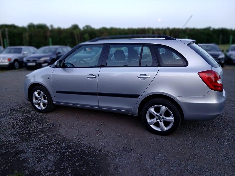 Škoda Fabia 1.2i, ALU, klima - fotka 14 z 31