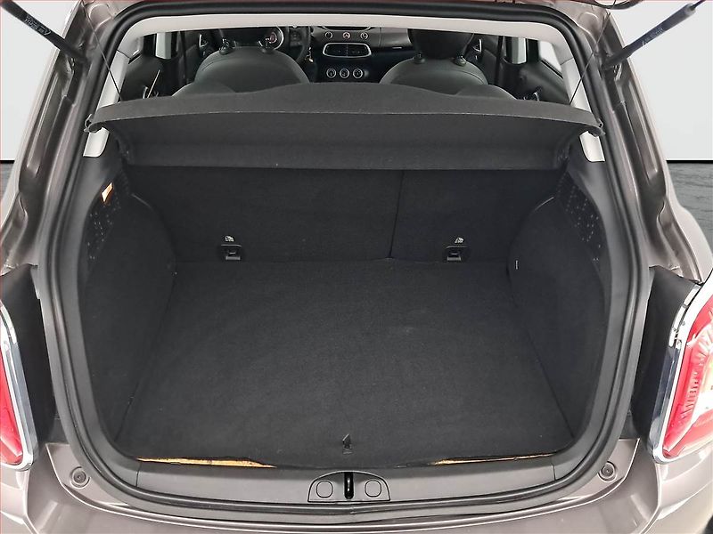 Fiat 500X (2016) 1.6 MultiJet, ČR,1.maj - fotka 14 z 17