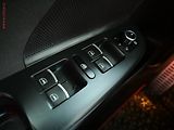 Volkswagen Golf (2011) 2.0TDi, AC, park.čidla - náhled 14