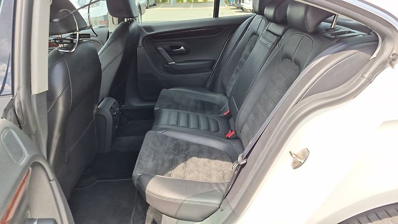 Volkswagen CC 2.0 125 kW DSG - fotka 10 z 24