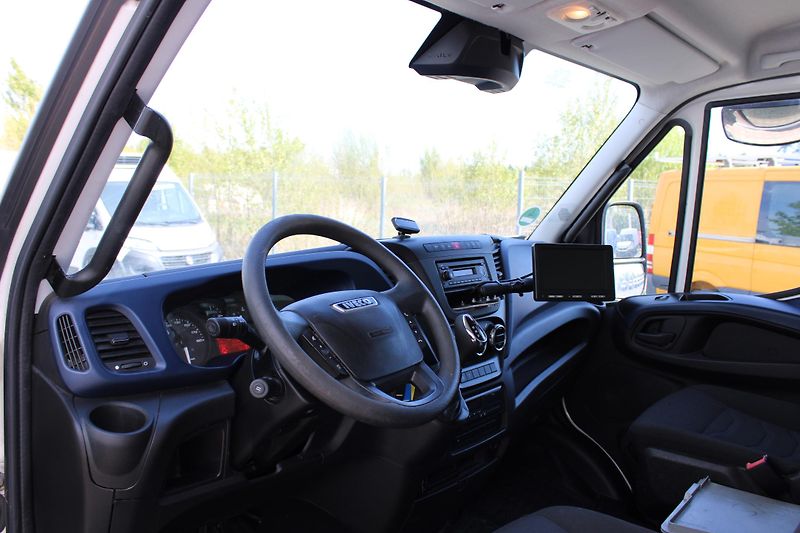 Iveco Daily 72C210 3,0 Hi-Matic Mrazák- 30 - fotka 13 z 28