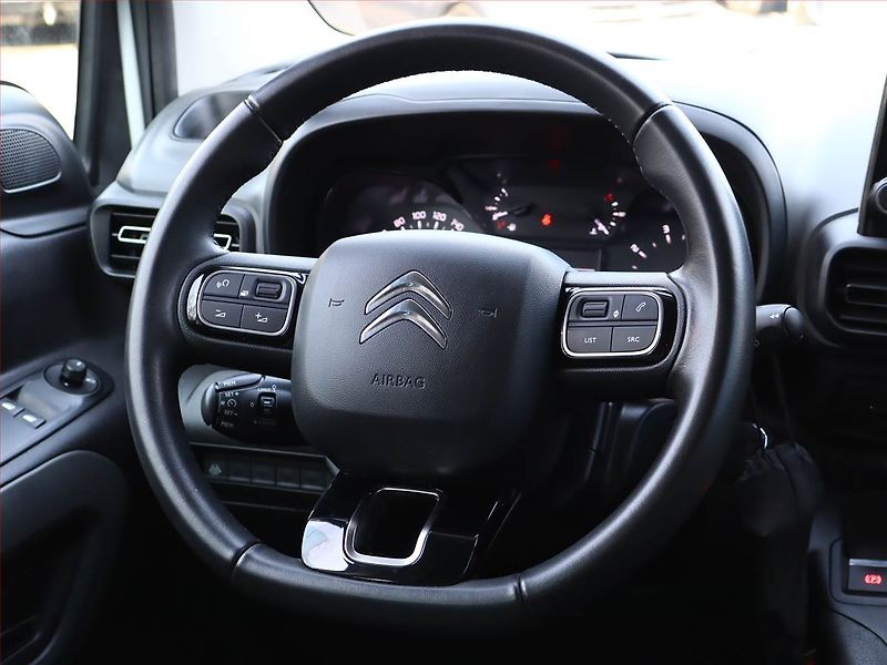 Citroën Berlingo (2022) Feel 1.5 BlueHDi, 5Míst, ČR - fotka 12 z 15
