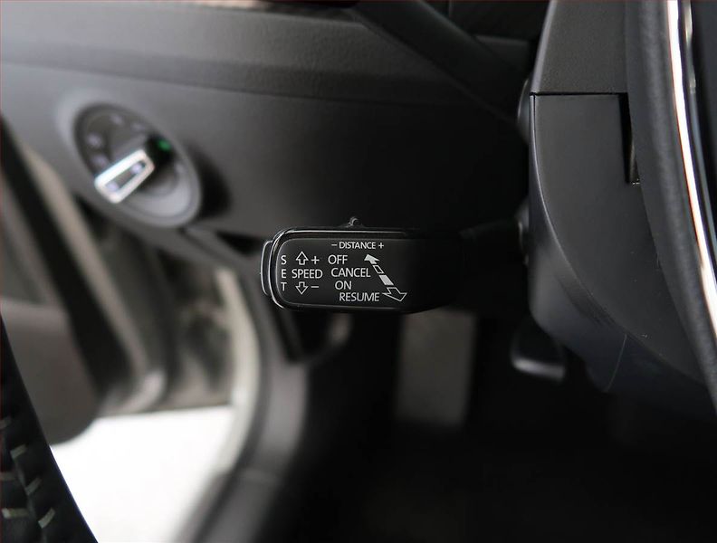 Škoda Superb (2023) Sportline 1.5 TSI, digi klima - fotka 28 z 31