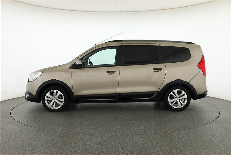 Dacia Lodgy (2020) Stepway 1.3 TCe, 7 míst - fotka 3 z 20