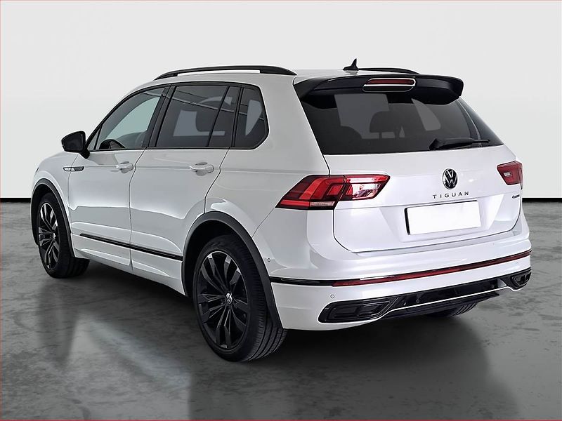 Volkswagen Tiguan (2021) R-Line 2.0 TSI - fotka 4 z 17