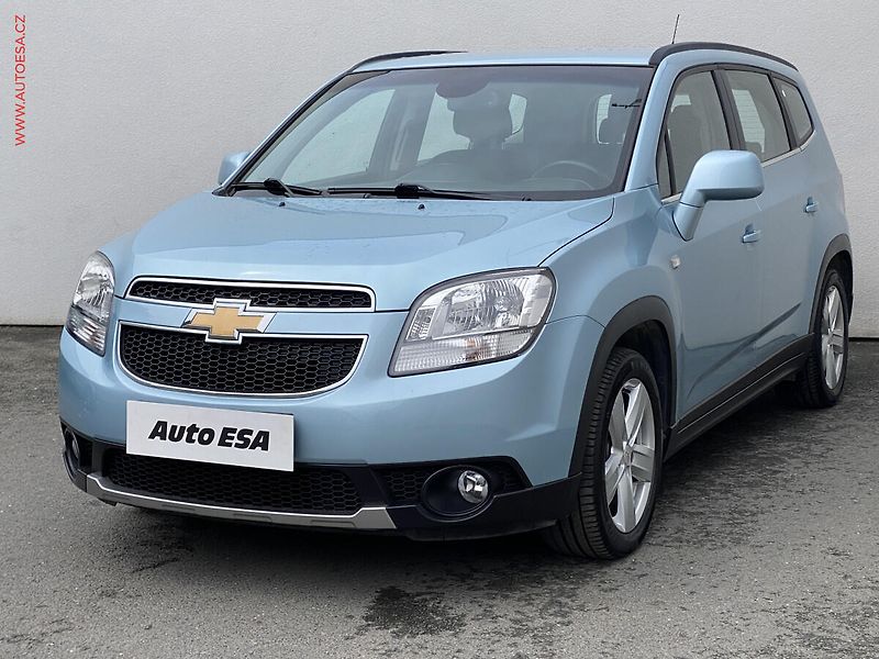 Chevrolet Orlando (2012) 1.8i, LTZ, navi, park.čidla - fotka 3 z 18