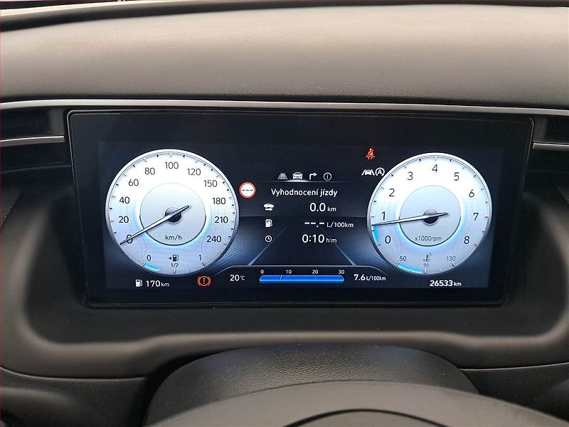 Hyundai Tucson (2023) 1.6 T-GDI - fotka 11 z 17