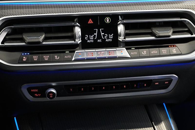 BMW X5 Xdrive30d,Mpaket,ČR,DPH,HUD - fotka 26 z 40
