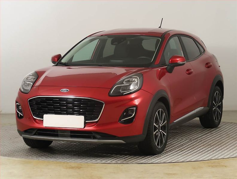 Ford Puma (2021) 1.0 EcoBoost, Navi, Tempomat - fotka 2 z 22