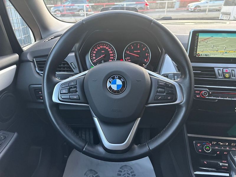 BMW Řada 2 218d-110KW/2017/1MAJ-AT-SERVIS - fotka 47 z 50