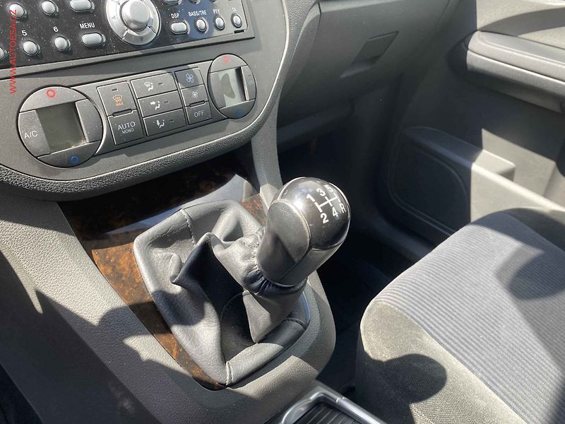 Ford C-MAX (2005) 1.8i, ČR, AC, temp - fotka 15 z 15