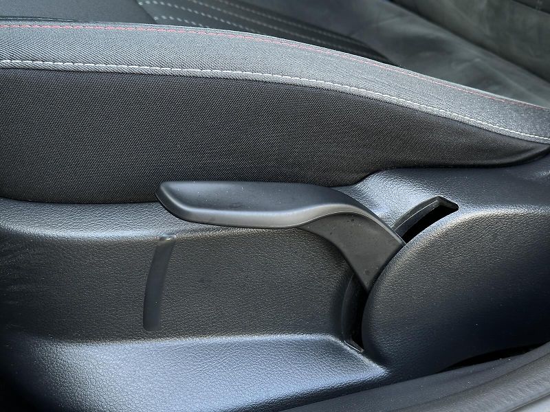 Škoda Fabia 1.0TSi Style PLUS 110PS KAMERA - fotka 14 z 38