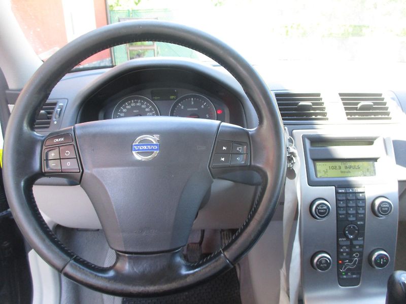 Volvo C30 2.0D DIGI AC - fotka 18 z 34