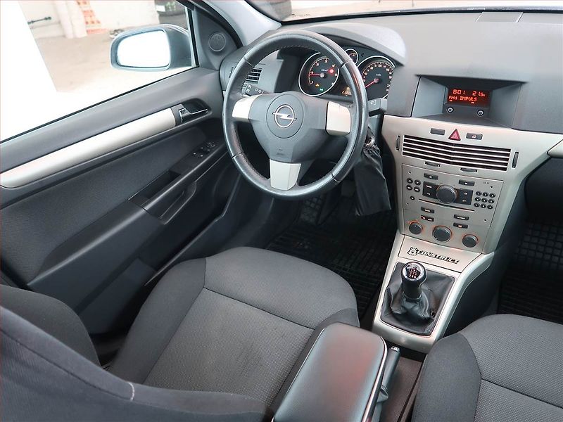 Opel Astra (2007) 1.7 CDTI, Serv.kniha - fotka 7 z 17