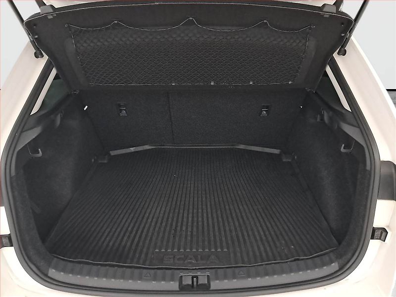 Škoda Scala (2021) 1.0 TSI, ČR,1.maj, Tempomat - fotka 14 z 23
