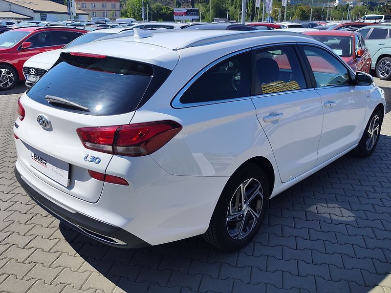 Hyundai i30 1.5 T-GDI/117kW Smart - fotka 5 z 34