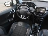 Peugeot 2008 (2013) 1.6 e-HDi, Navi, Tempomat - náhled 7