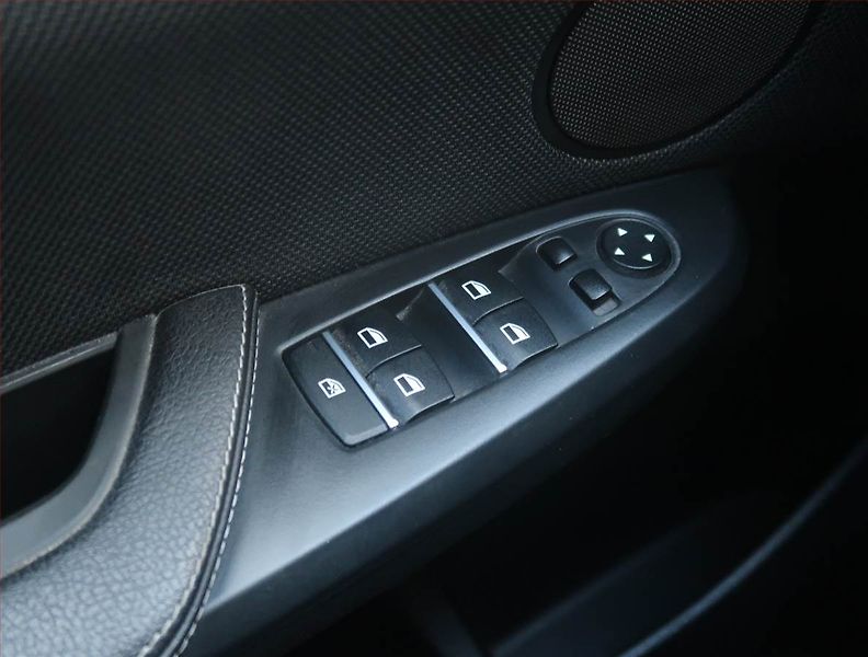 BMW X3 (2013) xDrive20d, 4X4, Automat, ČR - fotka 22 z 25