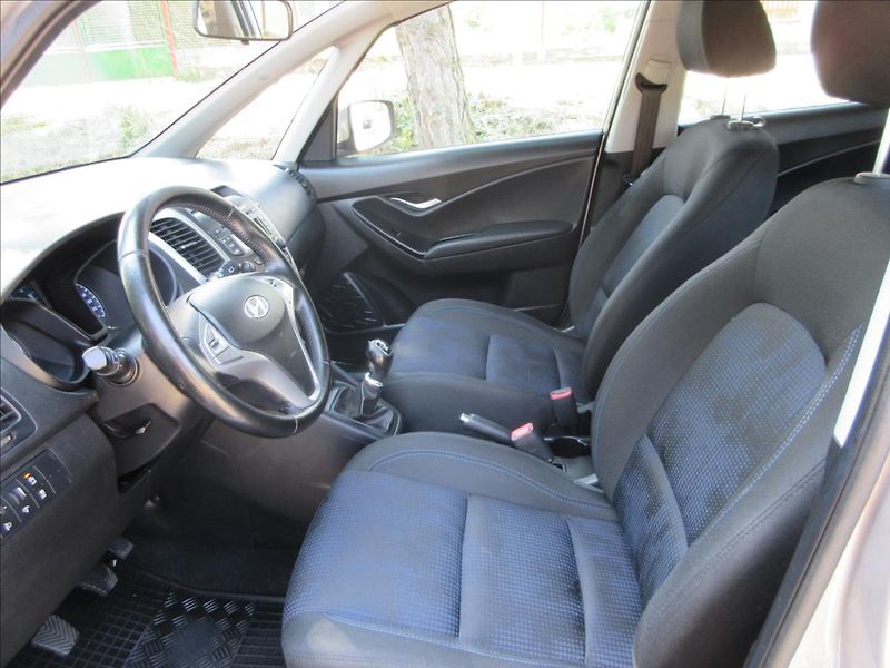 Hyundai ix20 1,4 i Klima, Tažné, Nové v ČR - fotka 11 z 26