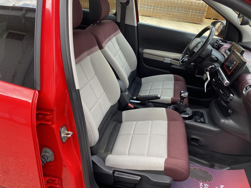 Citroën C4 Cactus (2019) 1,2 - PT - Panorama - fotka 16 z 48