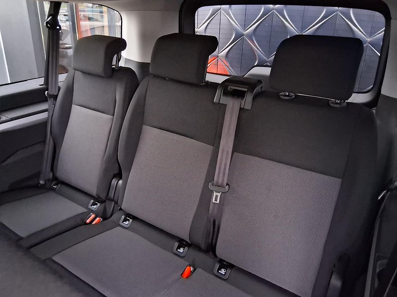 Toyota ProAce Verso SHUTTLE 2.0 D-4D 130 kW 8 míst - fotka 6 z 20