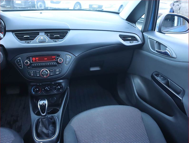 Opel Corsa (2017) 1.4, Automat, Serv.kniha - fotka 8 z 17