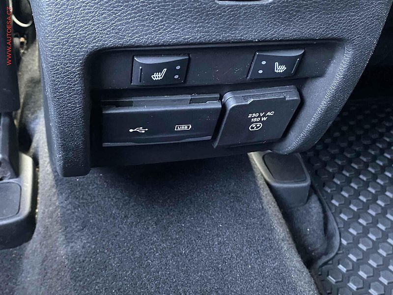 Jeep Cherokee (2019) 2.2 CRD 4x4, 2.maj,ČR - fotka 11 z 20