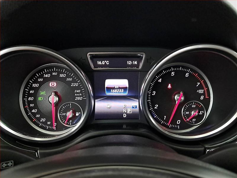 Mercedes-Benz GLE (2016) 400 - fotka 11 z 25