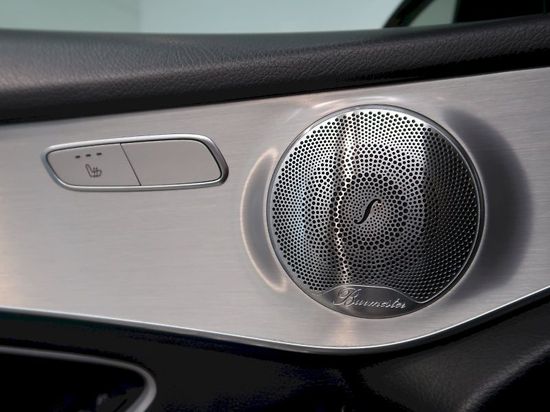 Mercedes-Benz GLC (2017) AMG 350D 190KW 4x4 TAŽNÉ BURMA - fotka 31 z 37
