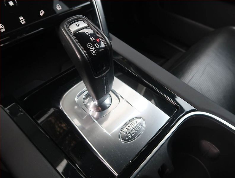 Land Rover Discovery Sport (2020) Black Edition D180 - fotka 13 z 17