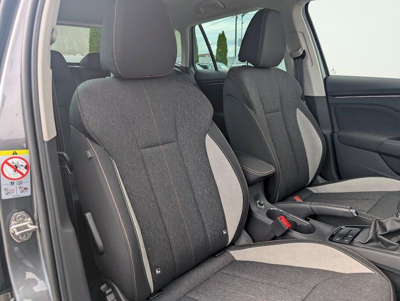 Škoda Kamiq (2025) 1,0 TSI / 85 kW DSG Top Select - fotka 26 z 30