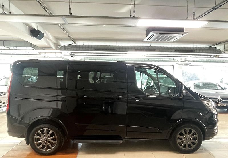 Ford Tourneo Custom Titanium L1 125kW AT, ČR - fotka 7 z 29