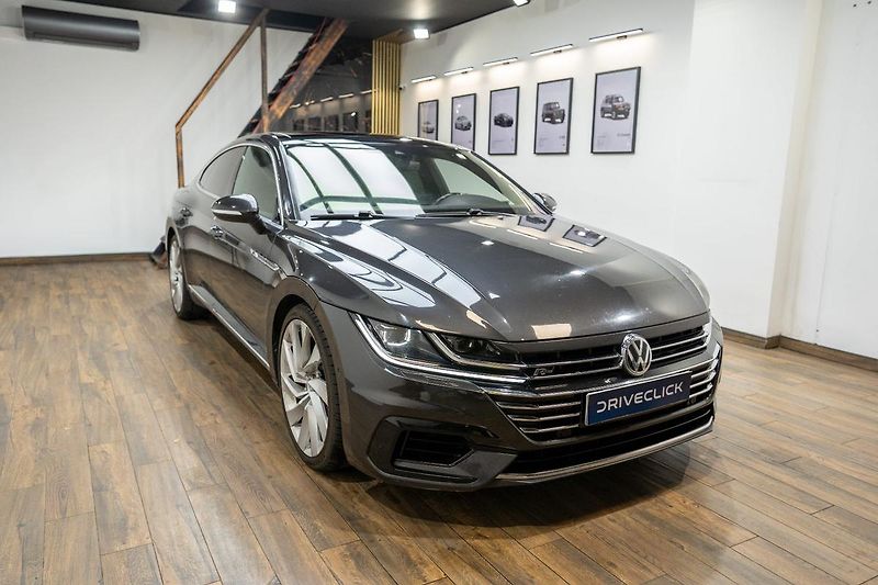 Volkswagen Arteon 2.0 TDI R-Line 140 kW - fotka 3 z 34