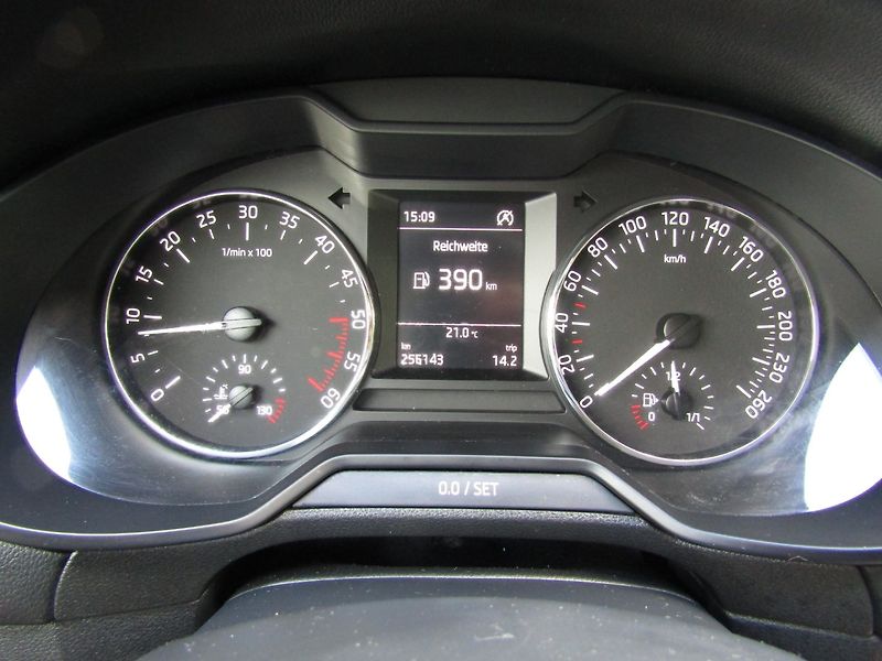 Škoda Octavia (2018) 1.6 TDI 81kW  4X4 - fotka 29 z 40
