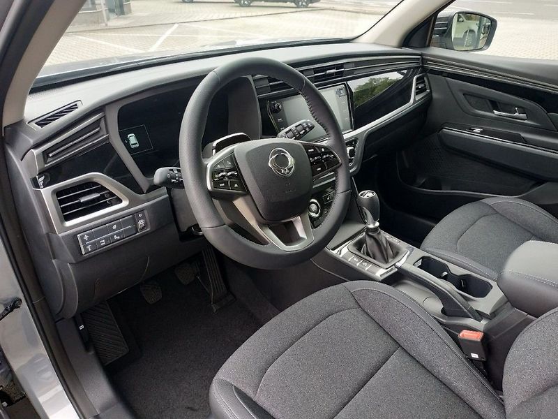 KGM Korando 1.5T, SMART,2WD, MT, SKLADEM - fotka 12 z 35