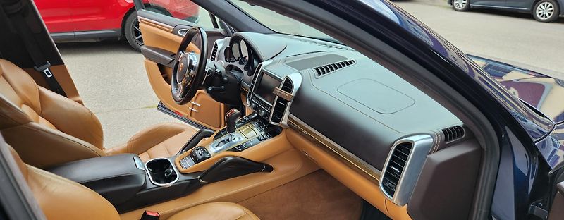 Porsche Cayenne (2012) 4.8 GTS 309KW PANORAMA - fotka 30 z 55