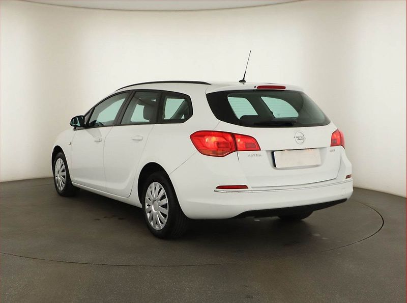 Opel Astra (2014) 1.7 CDTI, Serv.kniha, Tempomat - fotka 4 z 12