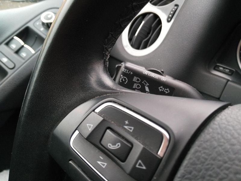Volkswagen Tiguan 2,0 TDI 4Motion /103 kW/ - fotka 16 z 34