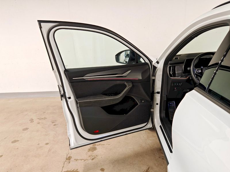 Škoda Kodiaq (2024) 2.0TDI 142 kW DSG 4x4 Sportlin - fotka 23 z 35