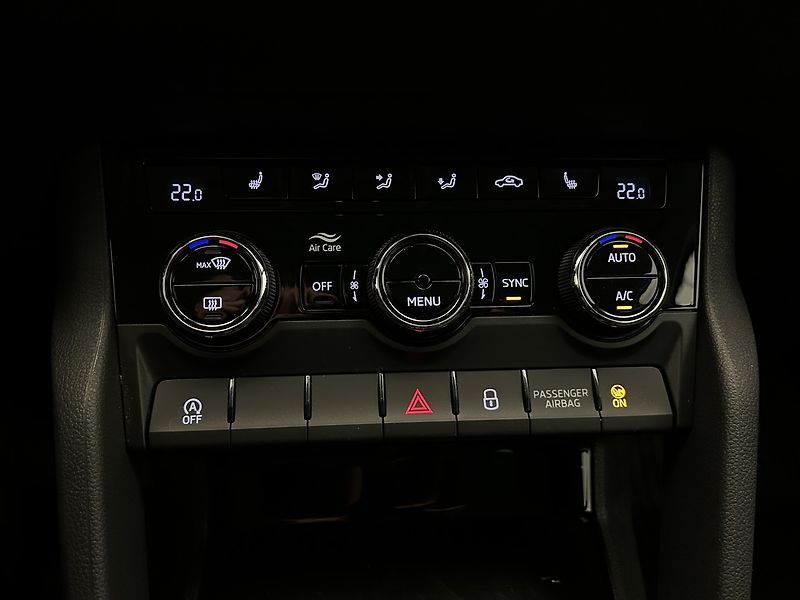 Škoda Karoq 2.0 TDI Style - fotka 14 z 21