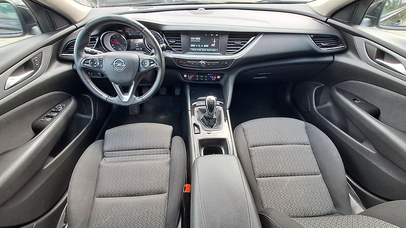 Opel Insignia 1.6 CDTI Edition Sport NAVI - fotka 14 z 29