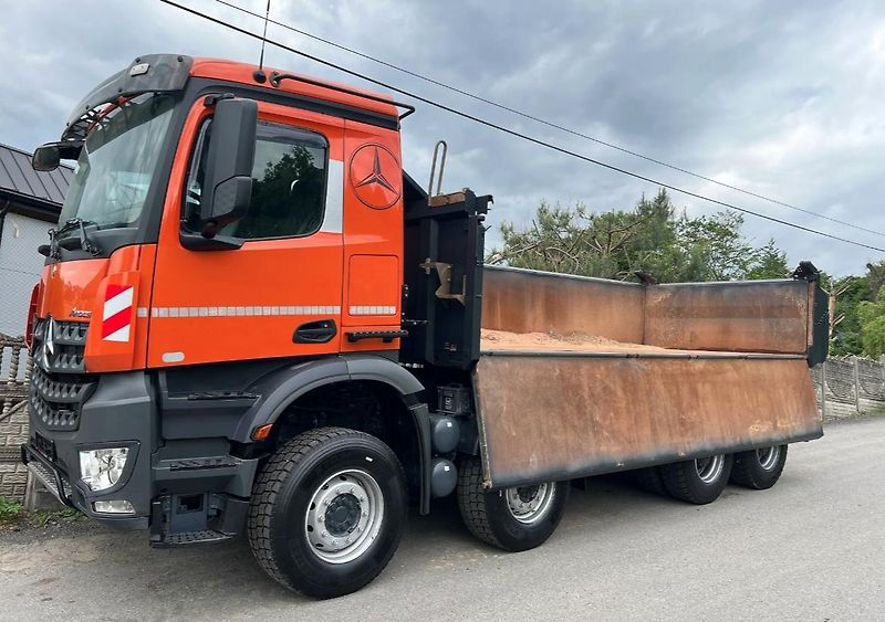 Mercedes-Benz (2017) Arocs 3251 8x4 Bordmatik  - fotka 9 z 12